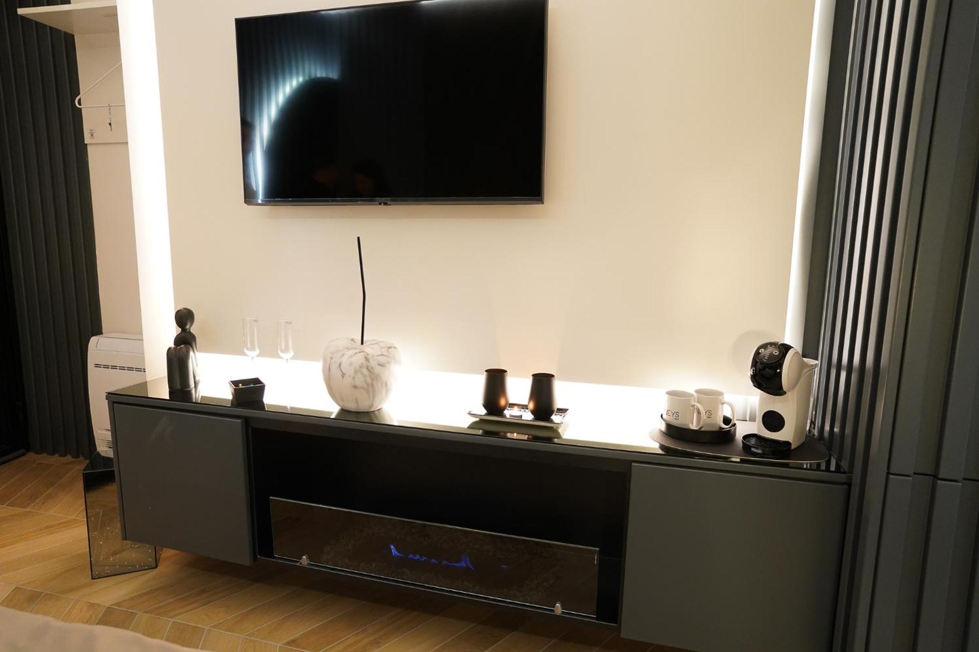 Barneys B&B Черкола Экстерьер фото